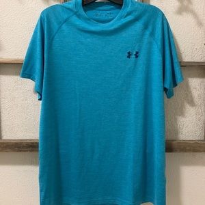 Under Armour Men’s MEDIUM shirt
